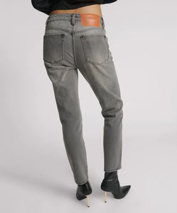 STIXX LOW WAIST SLIM JEAN